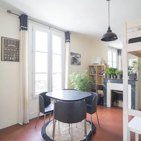 Bright Apt Near Place D'italie